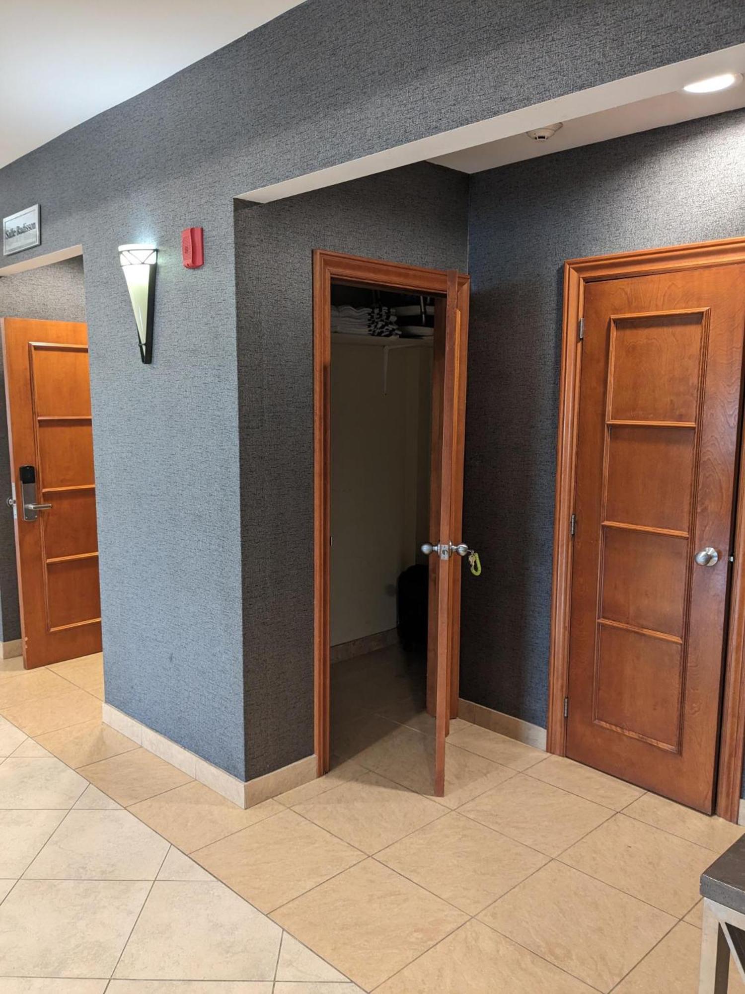 Auberge Royal Versailles Montreal Zewnętrze zdjęcie